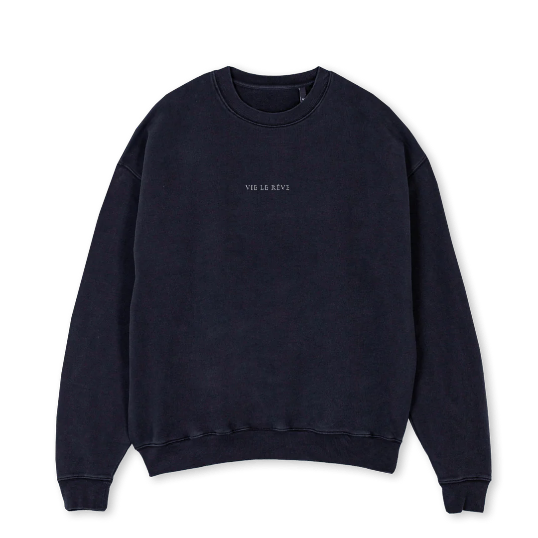 ALLEENNAAMSWEATER Vintage Black Oversized Crewneck Sweater.