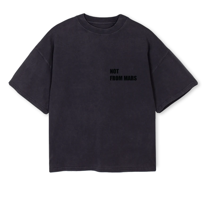 BOXYHOLLYWOODVBLACKT Vintage Black Oversized Boxy Tee.