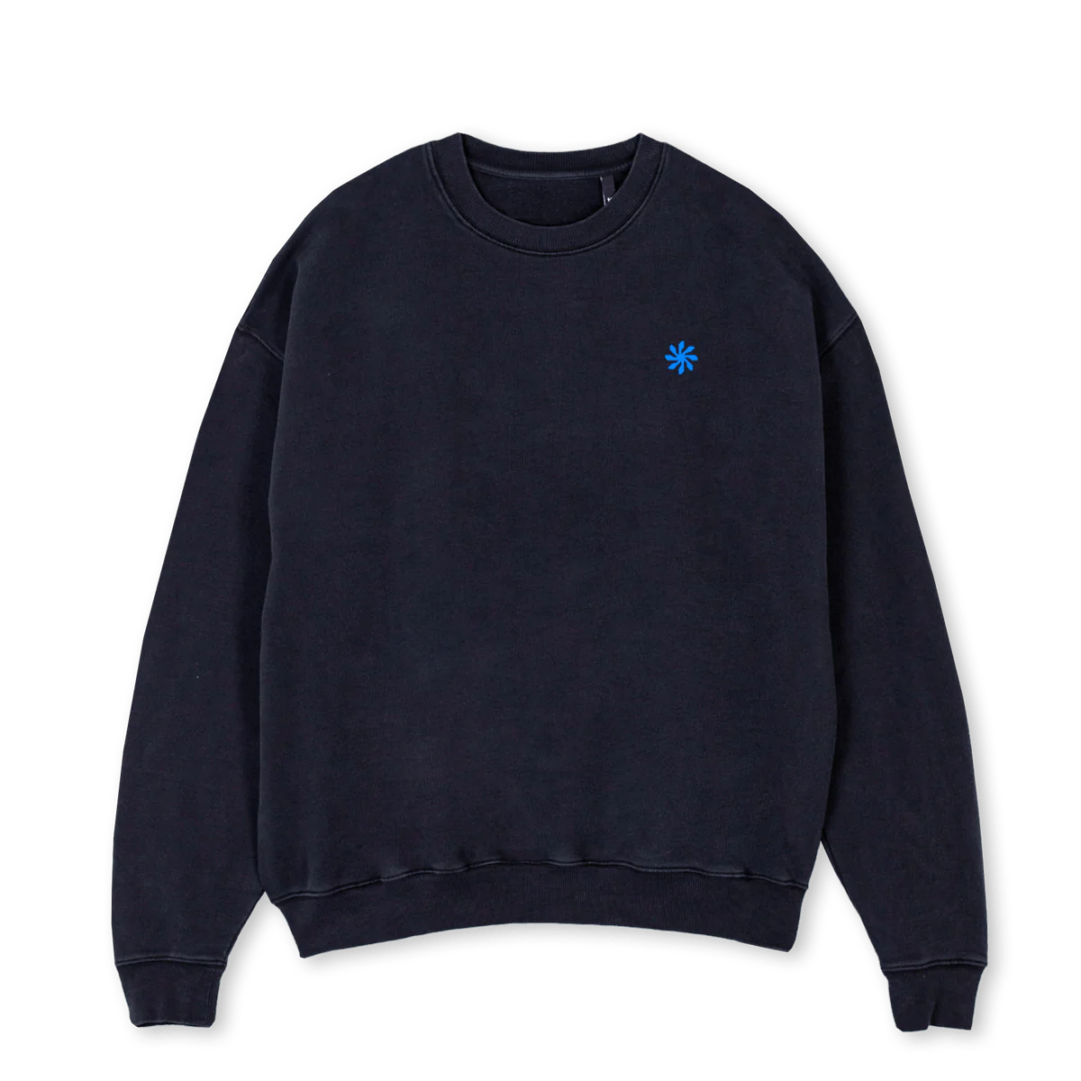 CYAN Vintage Black Oversized Crewneck Sweater.