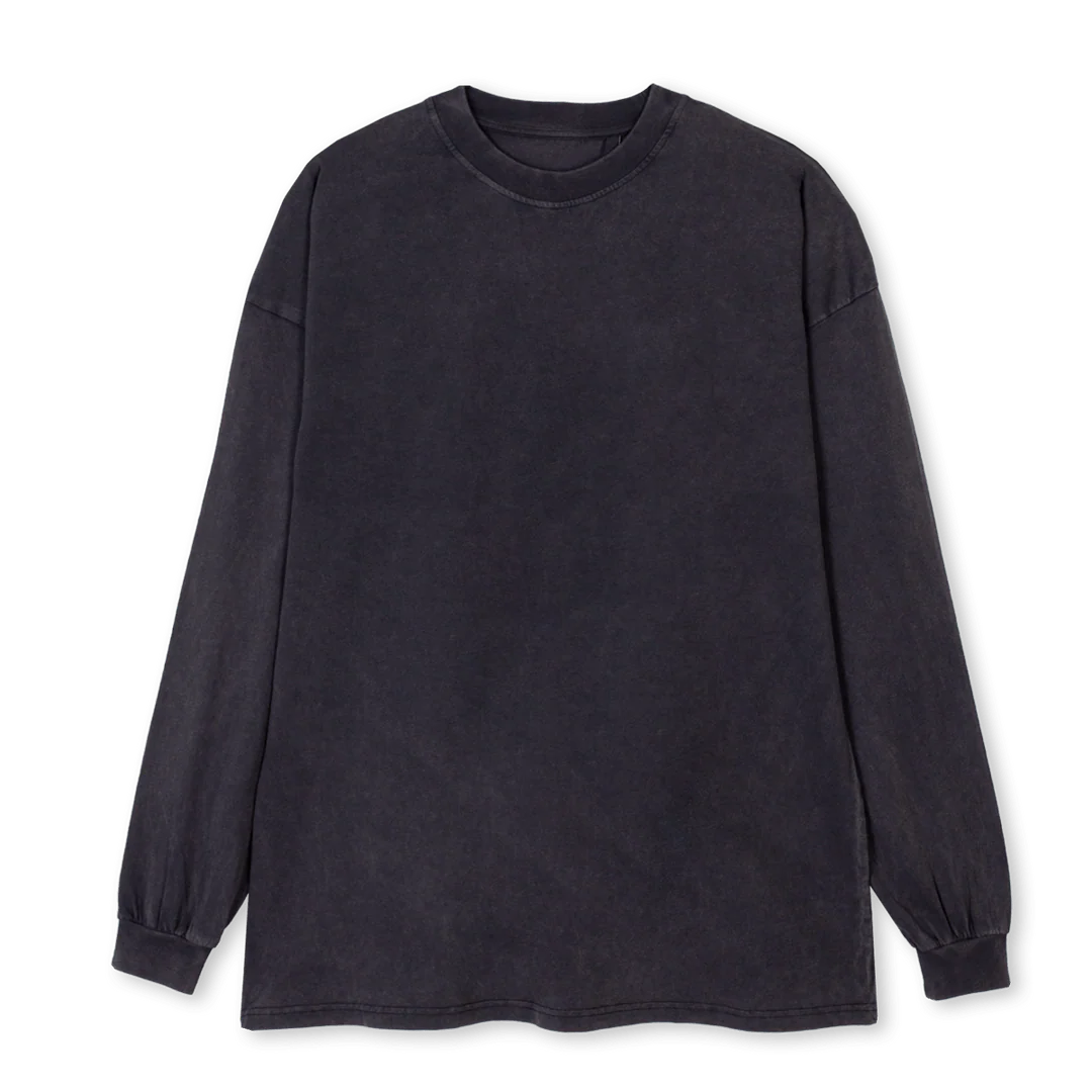 LONGSLEE Vintage Black Oversized LS Tee.