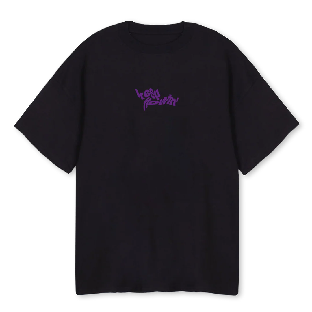 MANHATTAN Black Oversized Tee.