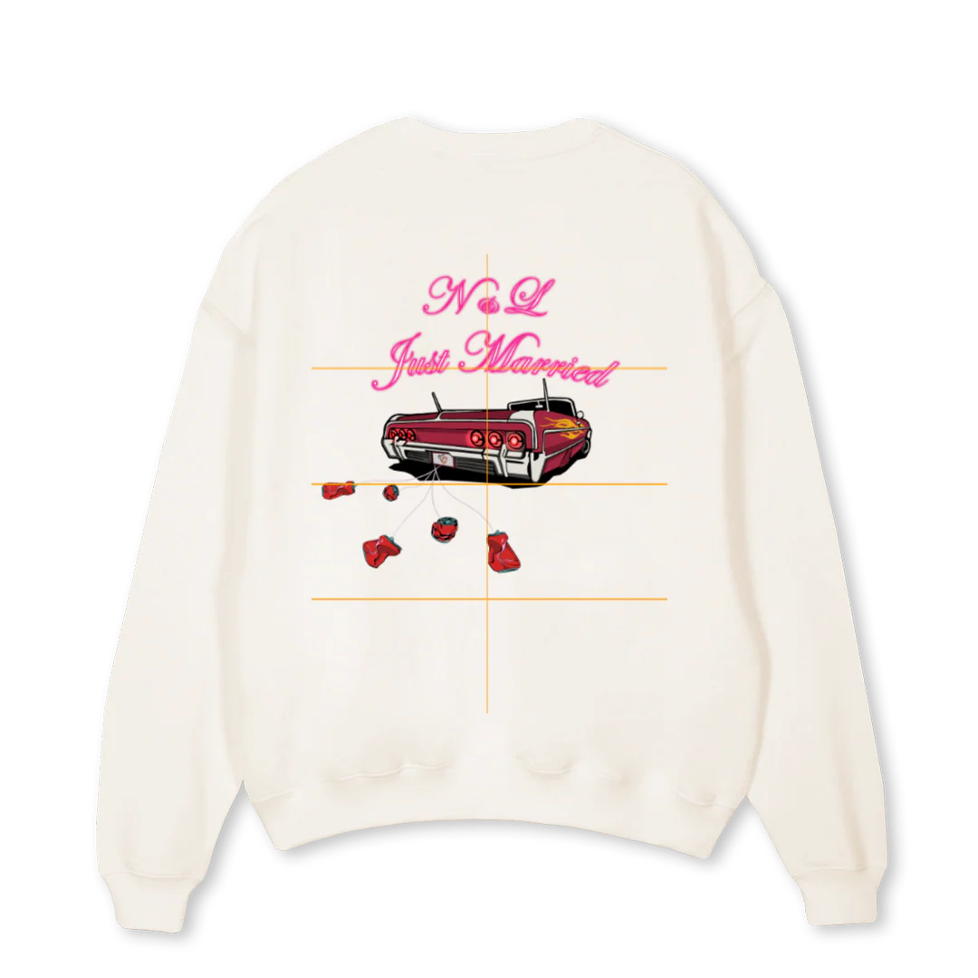 NLCREWWHITE Vintage White Oversized Crewneck Sweater. - Image 2