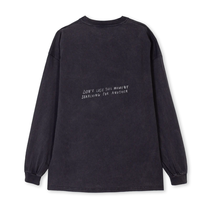 OLSTVBDLTMG Vintage Black Oversized LS Tee. - Image 2