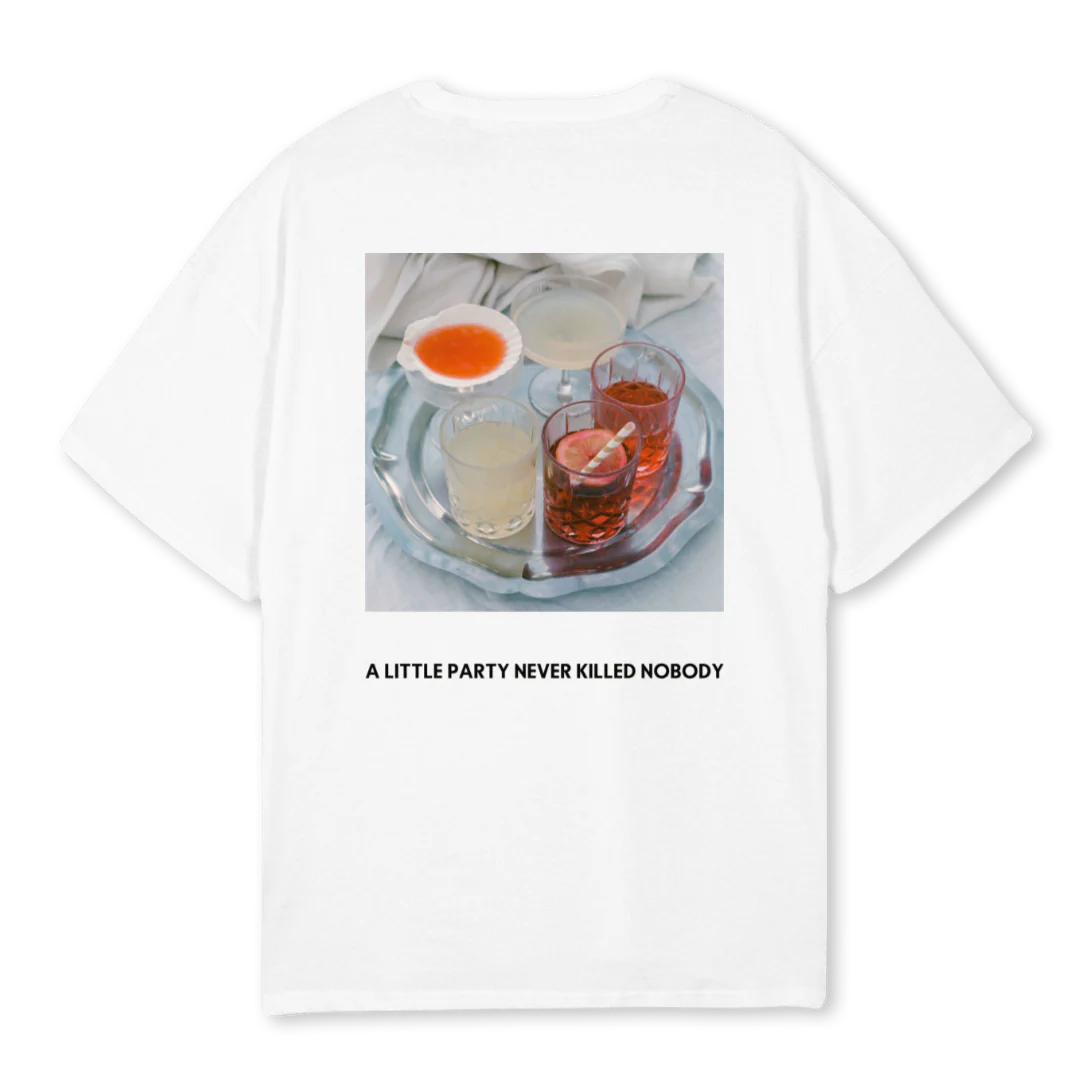 PARTYRIVIEREA_W White Oversized Tee. - Image 2