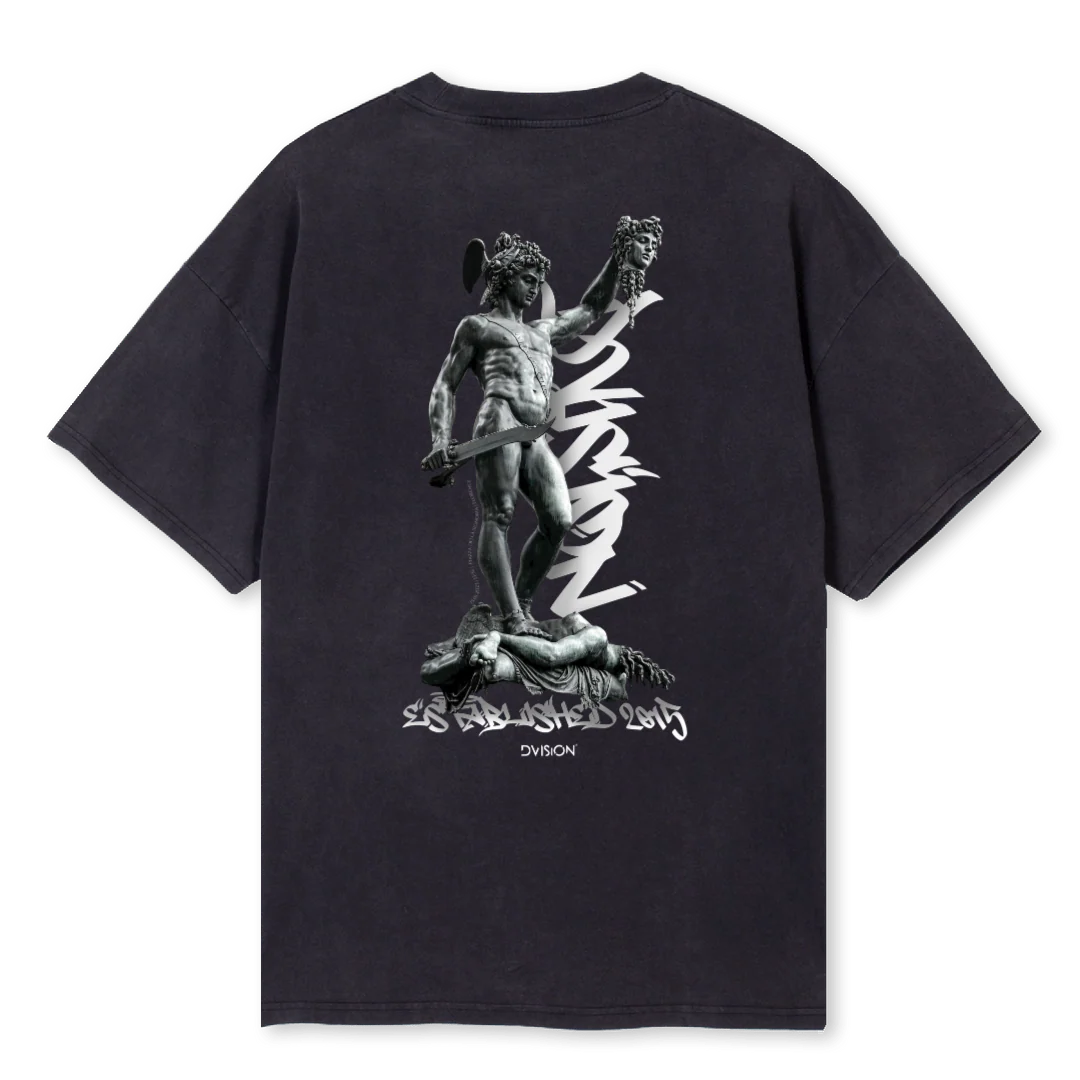 PERSEUSVINTAGE Vintage Black Oversized Tee. - Image 2