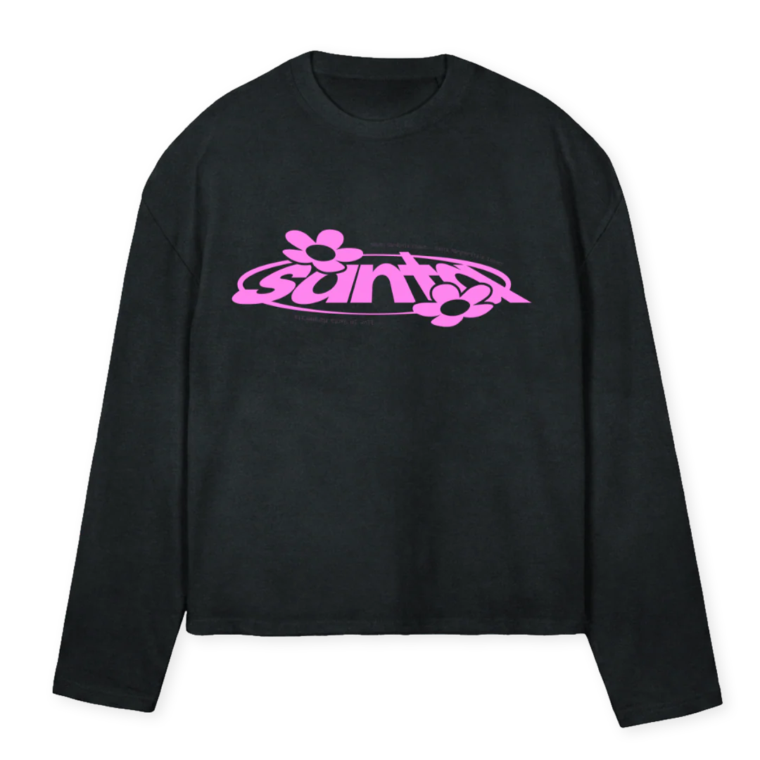 SANTATWOLONGLESEEVE_VBFLOWER Vintage Black Oversized Boxy LS Tee.