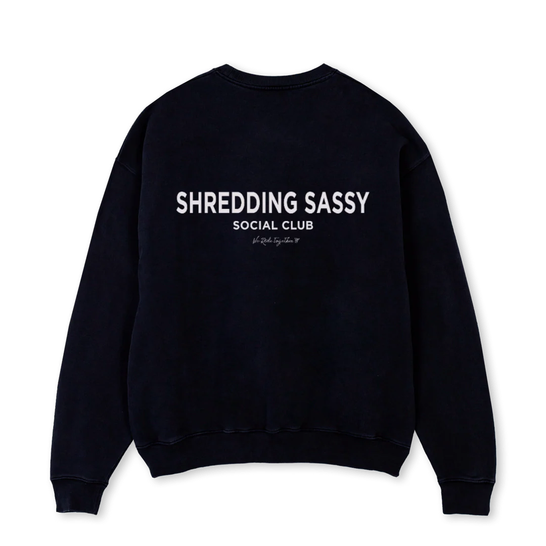 SSSCESSENTIALSBCREW Black Oversized Crewneck Sweater. - Image 2