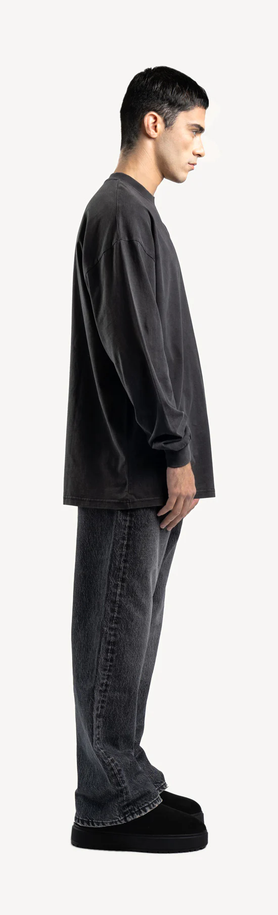 Vintage Black Oversized LS Tee. - Image 4