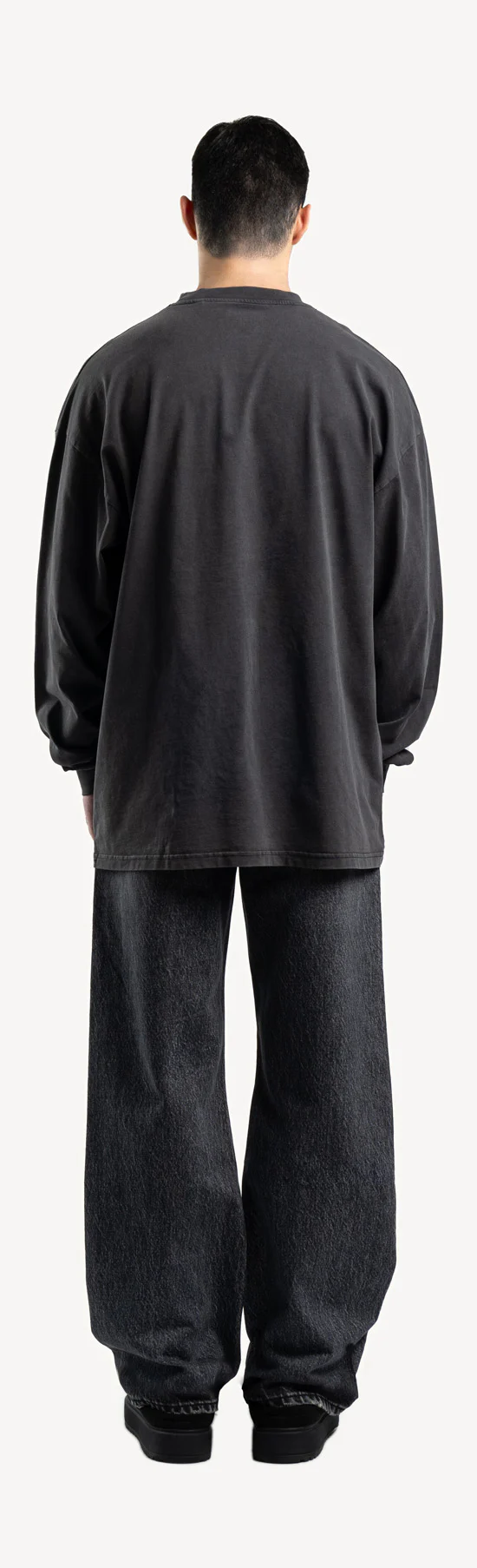 Vintage Black Oversized LS Tee. - Image 6