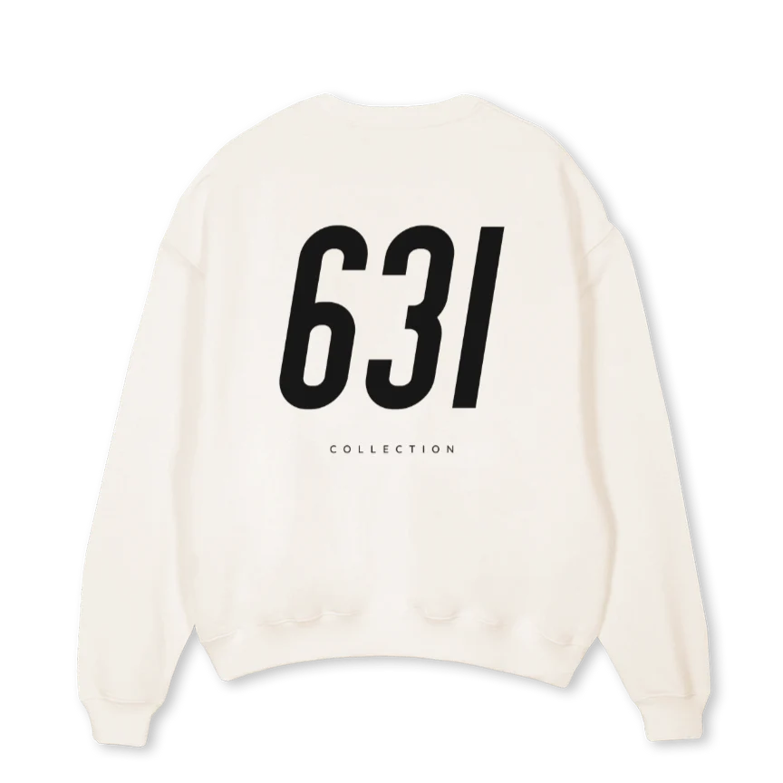 VINTWHITEBBSWEATSHIR Vintage White Oversized Crewneck Sweater. - Image 2